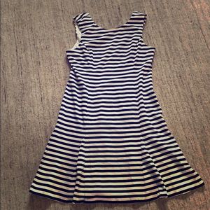 NWOT VINCE CAMUTO Stripe Scuba Crepe Dress - 16
